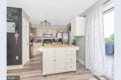 6338 Towncrest Court, Frederick, MD 21703 - Photo 5