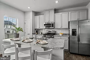 10702 Lamoka Ln, New Market, MD 21774 - Photo 9