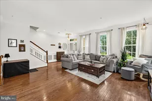 1422 Scheer St, Brunswick, MD 21716 - Photo 5