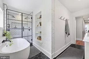 225 W South St, Frederick, MD 21701 - Photo 49