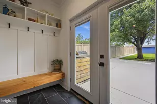 225 W South St, Frederick, MD 21701 - Photo 27