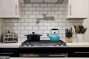 225 W South St, Frederick, MD 21701 - Photo 25