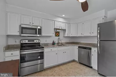 28 E E Street, Brunswick, MD 21716 - Photo 11