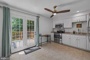 28 East E Street, Brunswick, MD 21716 - Photo 13