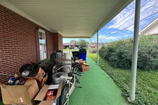 405 Delaware Rd, Frederick, MD 21701 - Photo 9