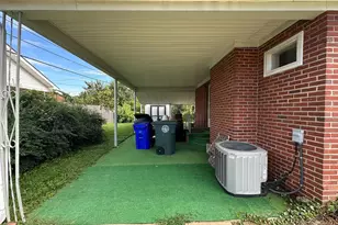 405 Delaware Rd, Frederick, MD 21701 - Photo 5