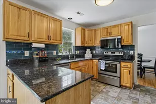 3437 Livingston Dr, Jefferson, MD 21755 - Photo 9