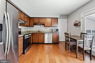 8219 Morning Dew Ct, Frederick, MD 21702 - Photo 5