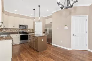 1713 Dearbought Dr, Frederick, MD 21701 - Photo 15