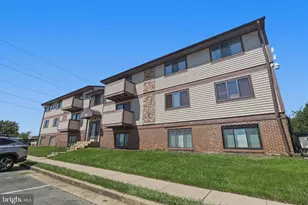993 Heather Ridge Dr, Frederick, MD 21702 - Photo 1