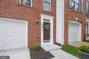 6384 Meandering Woods Ct, Frederick, MD 21701 - Photo 3