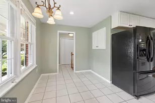 8109 Broadview Dr, Frederick, MD 21701 - Photo 3