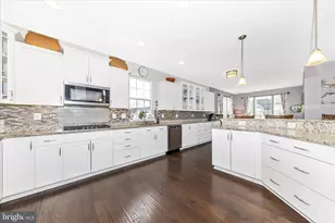 825 Holden Rd, Frederick, MD 21701 - Photo 11
