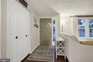 8 Contour Rd, Mount Airy, MD 21771 - Photo 3