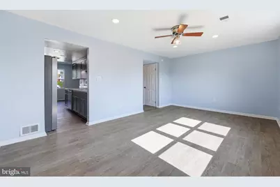 8437 Discovery Boulevard, Walkersville, MD 21793 - Photo 5