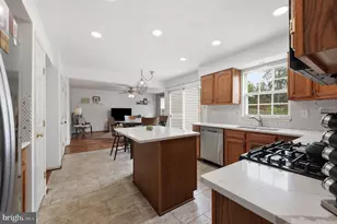 9059 Allington Manor Cir W, Frederick, MD 21703 - Photo 11