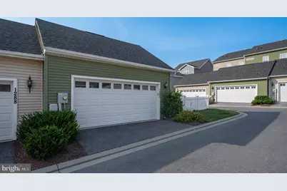 1290 Village Green Way, Brunswick, MD 21716 - Photo 9