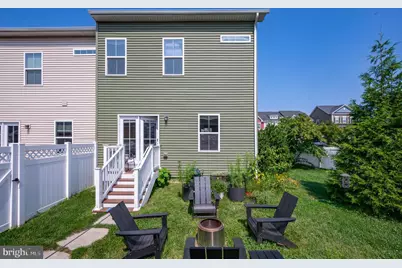 1290 Village Green Way, Brunswick, MD 21716 - Photo 7