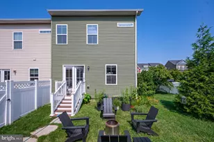 1290 Village Green Way, Brunswick, MD 21716 - Photo 7