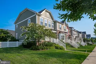 1290 Village Green Way, Brunswick, MD 21716 - Photo 3
