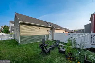 1290 Village Green Way, Brunswick, MD 21716 - Photo 37