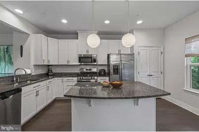 1290 Village Green Way, Brunswick, MD 21716 - Photo 9