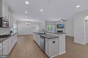 1423 Village Green Way, Brunswick, MD 21716 - Photo 21