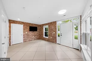 1402 Wheyfield Dr, Frederick, MD 21701 - Photo 5