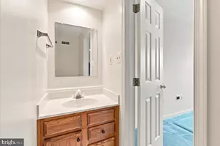 511 Sugarbush Cir, Frederick, MD 21703 - Photo 9