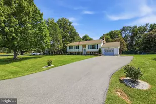 8117 Runnymeade Dr, Frederick, MD 21702 - Photo 5