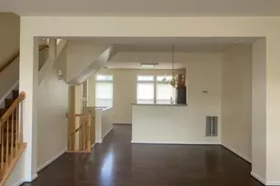 549 Eisenhower Dr, Frederick, MD 21703 - Photo 3