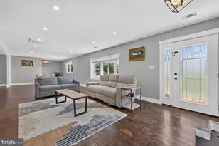 8001 Mills Manor Ct, Thurmont, MD 21788 - Photo 3