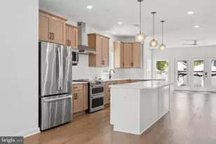 328 Madison St, Frederick, MD 21701 - Photo 7