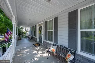 1315 Volunteer Dr, Brunswick, MD 21716 - Photo 5