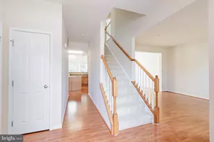 122 Sunlight Ct, Frederick, MD 21702 - Photo 3