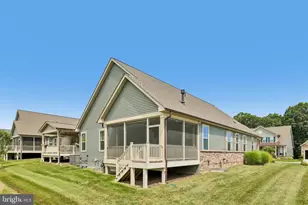 2814 Camomile Drive E, Frederick, MD 21704 - Photo 57