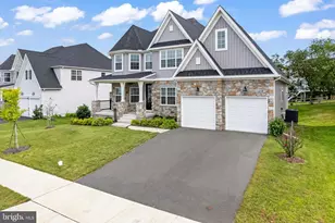 2754 Hillfield Dr, Frederick, MD 21702 - Photo 3