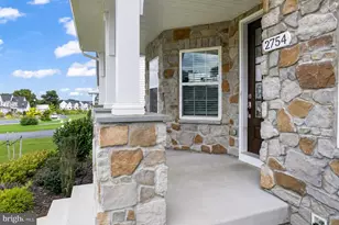 2754 Hillfield Dr, Frederick, MD 21702 - Photo 3