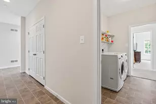 2754 Hillfield Dr, Frederick, MD 21702 - Photo 45
