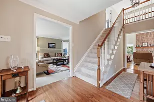 6913 Sovereign Pl, Frederick, MD 21703 - Photo 5