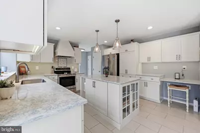 6913 Sovereign Place, Frederick, MD 21703 - Photo 11