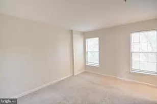586 Eisenhower Dr, Frederick, MD 21703 - Photo 11