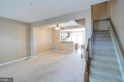 586 Eisenhower Drive, Frederick, MD 21703 - Photo 9