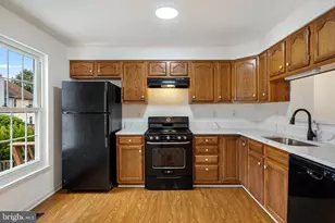 510 Hollyberry Way, Frederick, MD 21703 - Photo 9
