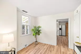 205 W B St, Brunswick, MD 21716 - Photo 7