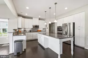 1221 Long Farm Ln, Brunswick, MD 21716 - Photo 5