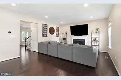 1221 Long Farm Lane, Brunswick, MD 21716 - Photo 11