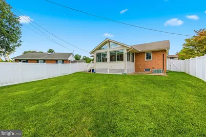 802 Young Place, Frederick, MD 21702 - Photo 5