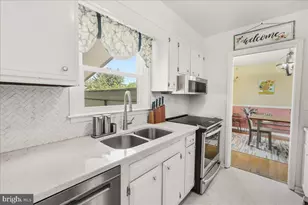 902 Pine Ave, Frederick, MD 21701 - Photo 9