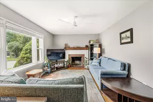 902 Pine Ave, Frederick, MD 21701 - Photo 5